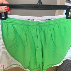 Thriv running short size M in green
